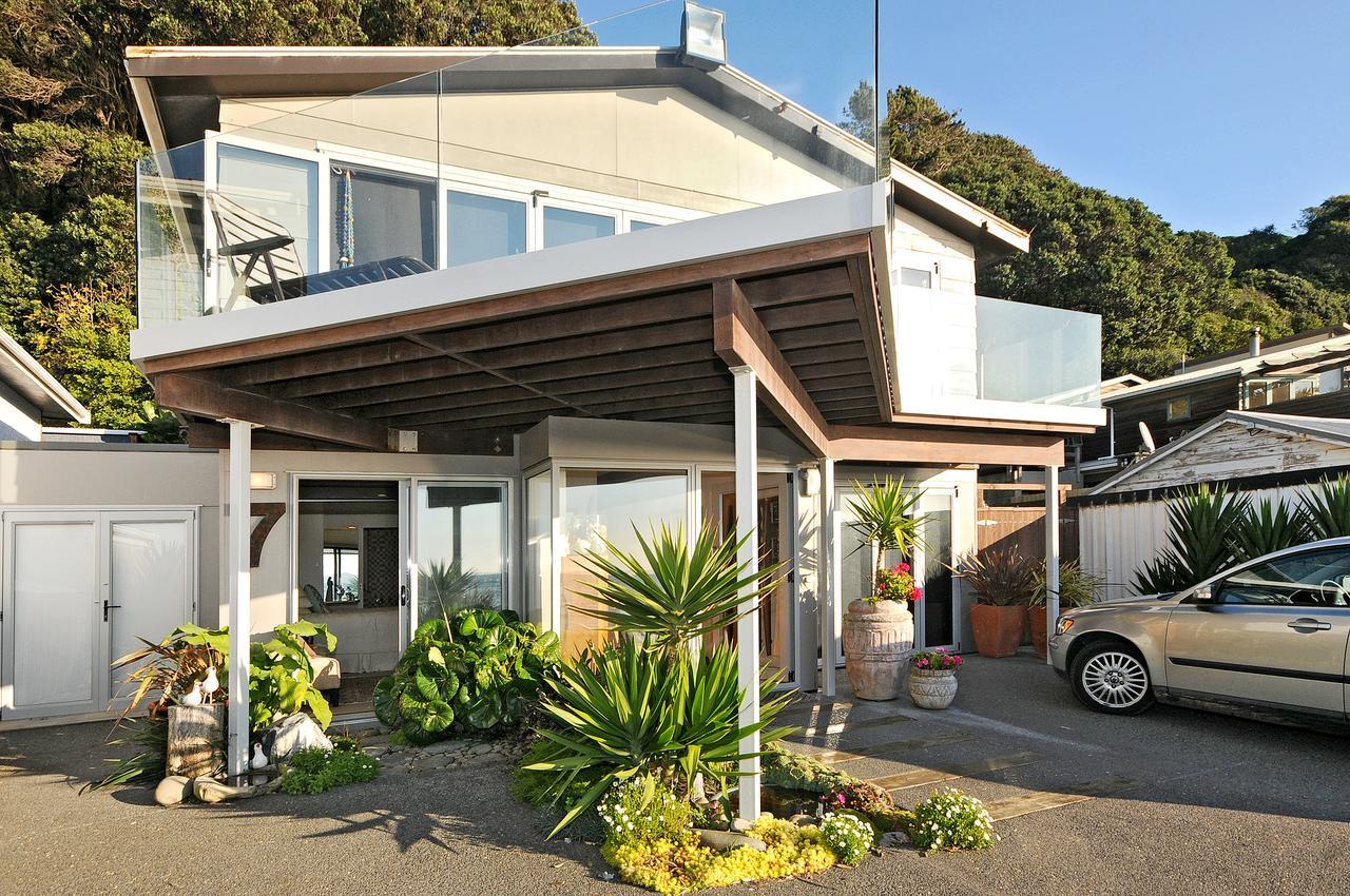 Kapiti Waves Bed & Breakfast Pukerua Bay Exteriör bild