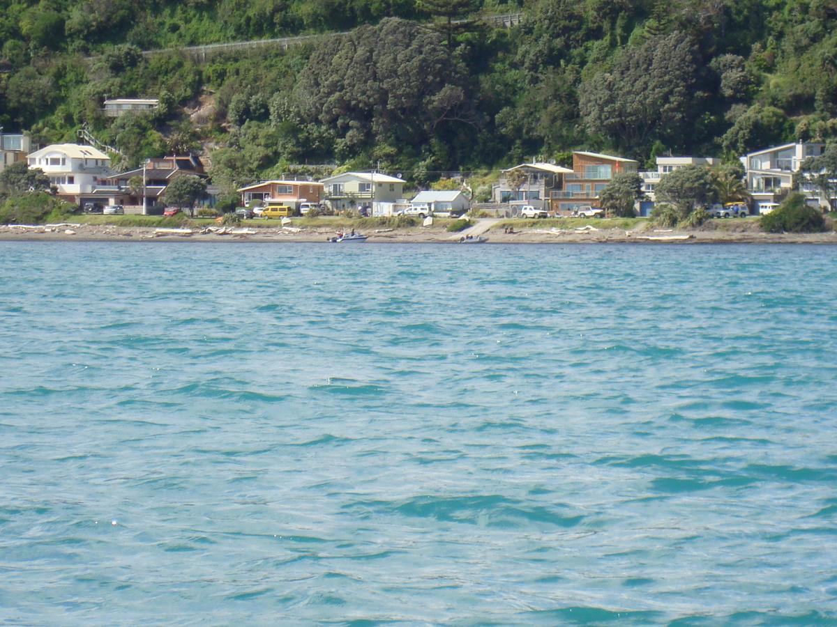 Kapiti Waves Bed & Breakfast Pukerua Bay Exteriör bild