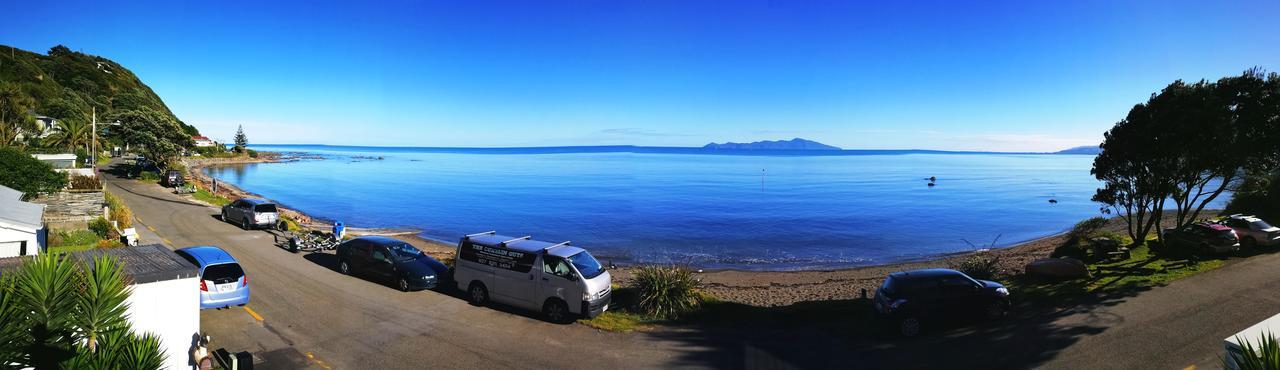 Kapiti Waves Bed & Breakfast Pukerua Bay Exteriör bild